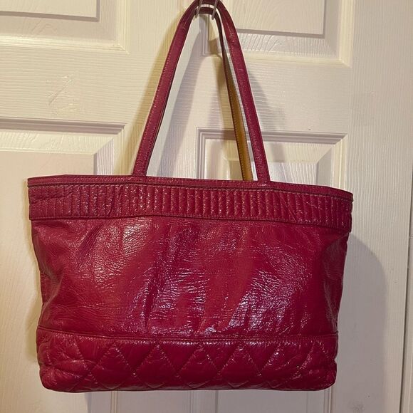 Coach Leather hot pink patent and quilted Medium Tote Bag - Picture 4 of 16
